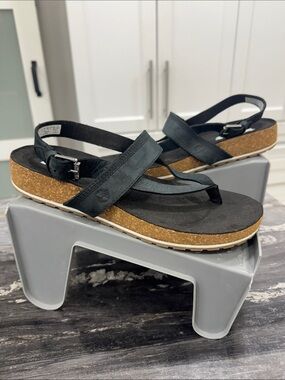 Timberland Malibu Waves Thong Sandals – Women’s 10 | Black